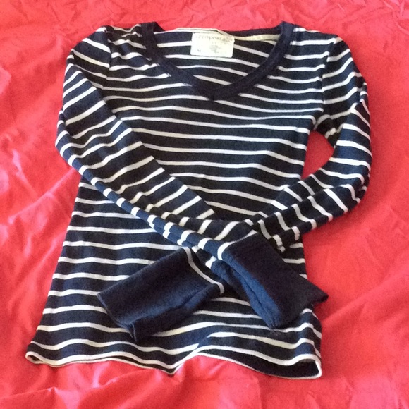 Aeropostale Tops - 2 Aeropostale long sleeve stretch shirts